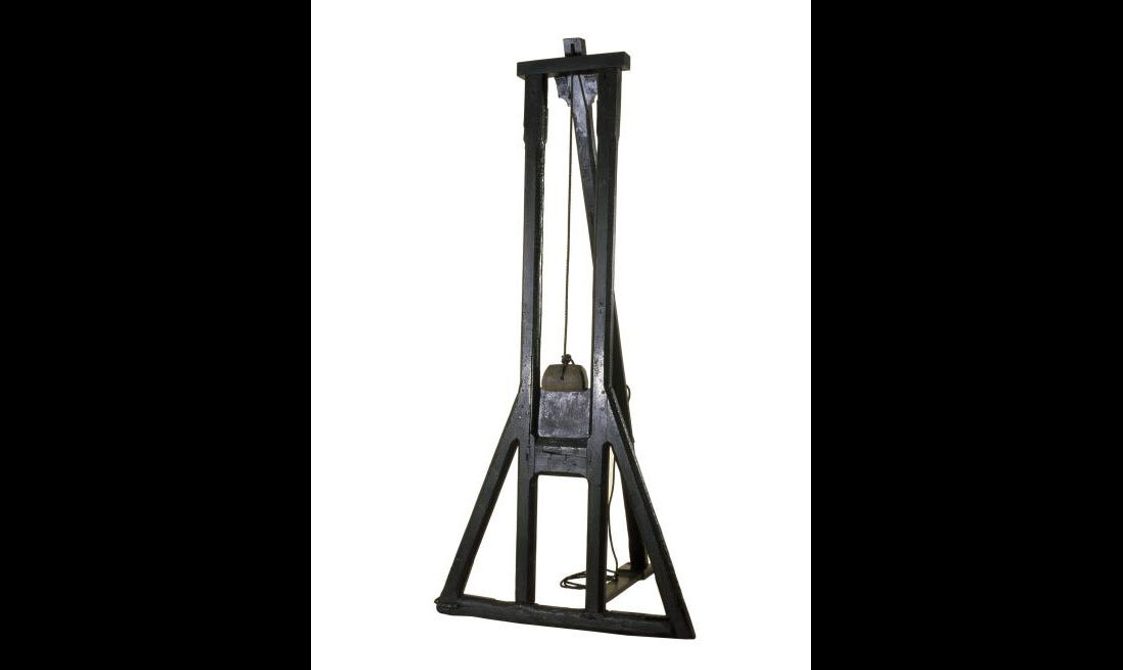 Bheaded Machine The Maiden: the Scottish beheading machine | National Museums Scotland